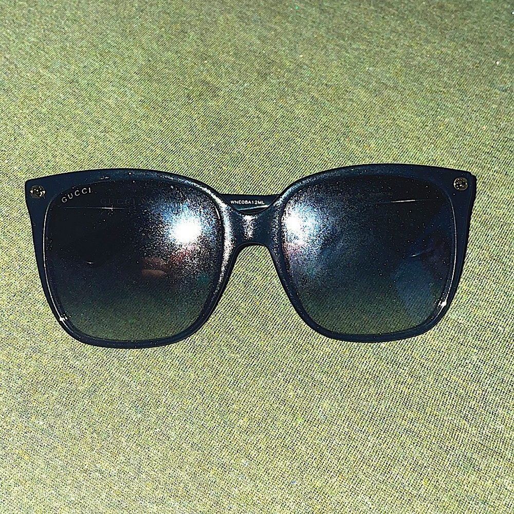 Like new gently used Gucci Sunglasses